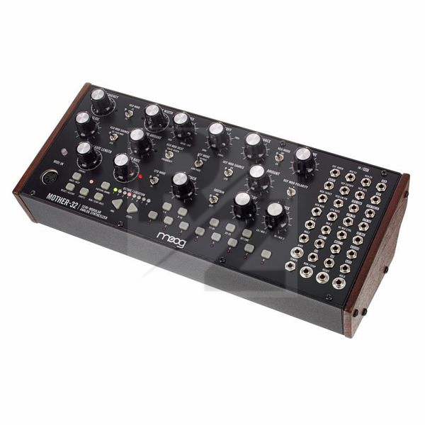 Image Moog Mother-32