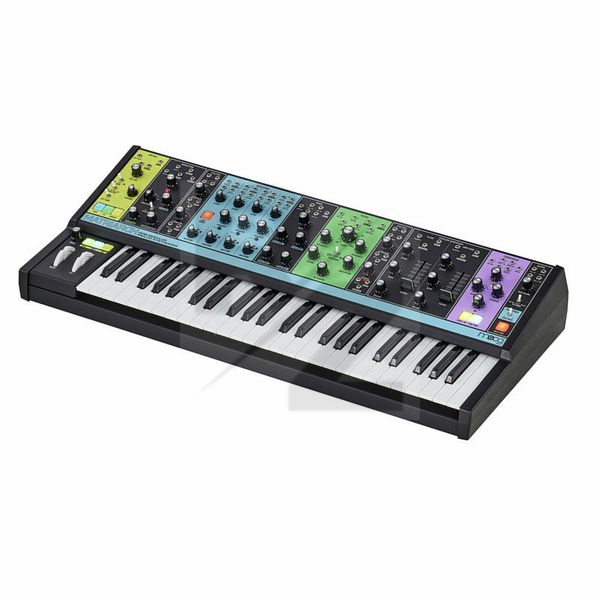 Image Moog Matriarch