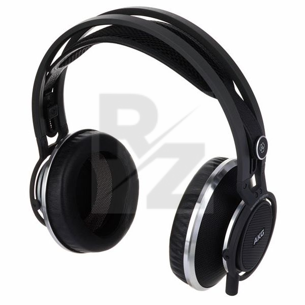 Image AKG K-812