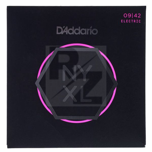 Image Daddario NYXL0942