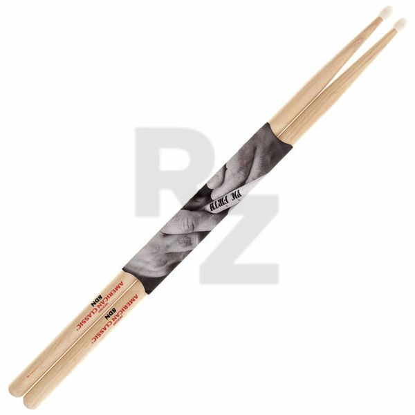 Image Vic Firth 8DN American Classic Hickory