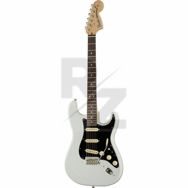 Image Fender AM Perf Strat RW AW