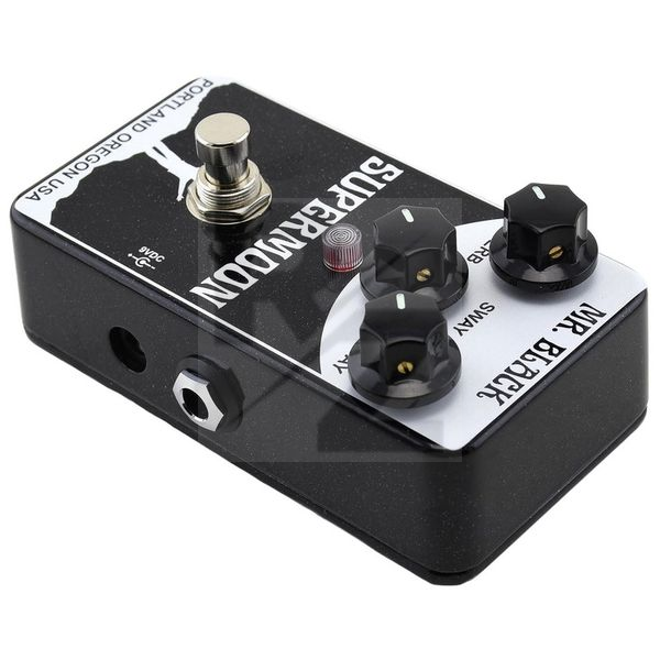 Image Mr. Black Pedals Supermoon Modulated Reverb