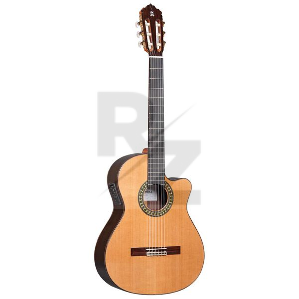 Alhambra 5 P CW E8 w/Gig Bag Image Alhambra 5 P CW E8 w/Gig Bag